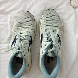 Brooks Women's Ghost Running Shoes
